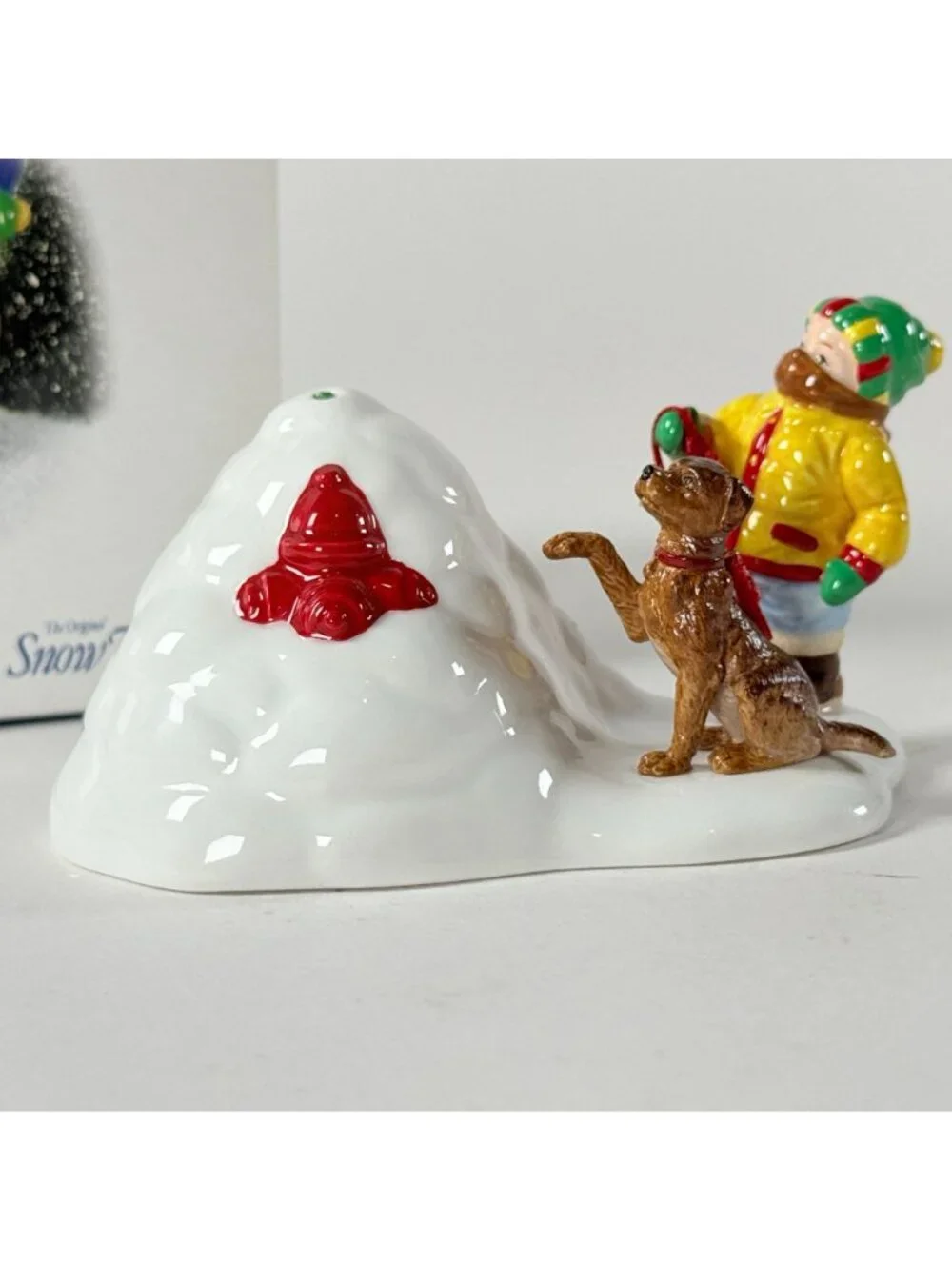 Dept 56 Rest Stop Snow Village Accessory Figurine Christmas Scene 55142